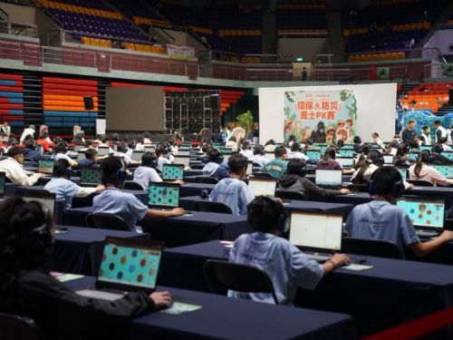 屏東「環保防災勇士」熱血開戰！千人齊聚電競PK實踐淨零、韌性守護家園