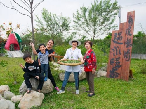 屏東農村雙星齊放光芒，第四屆農村領航獎再添榮耀，由農業部農村發展及水土保持署