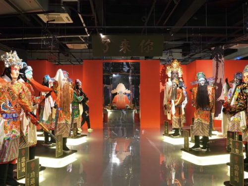 屏縣王船文化館《念念之間》開展，以城隍信仰轉譯人生選擇