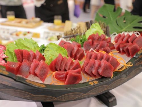 2025台灣美食展屏東館盛大揭幕，鮪魚刀工秀震撼全場，六大品牌聯袂展現屏東美味實力