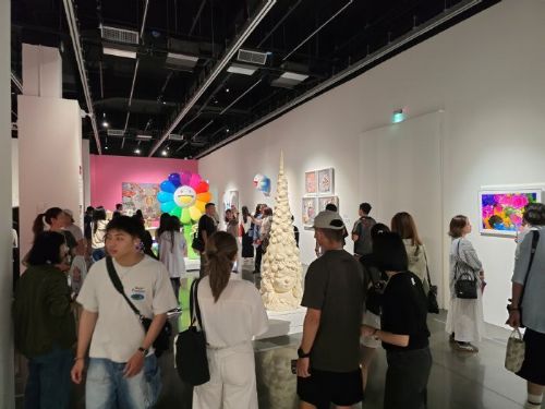 屏東縣立美術館開館首月狂吸人潮，屏菸入園突破10萬人次