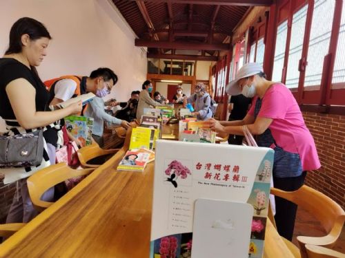 書香滿屏東！書院園區舉辦二手書交換活動，民眾共享閱讀溫度與文化魅力