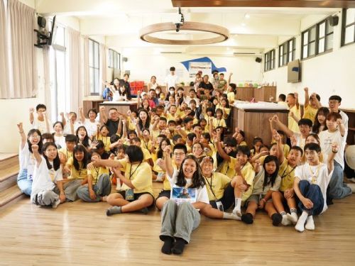 「夏季明日學校」五年成果亮眼，青年志工攜手陪伴屏東學童快樂學習