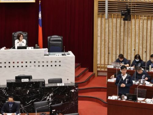 陳其邁呼籲中央地方攜手面對少子化議題 挹注更多資源降低育兒負擔