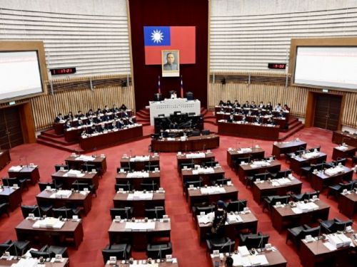 議員關心財政紀律 陳其邁：以彈性靈活方式兼顧財政平衡與市政建設