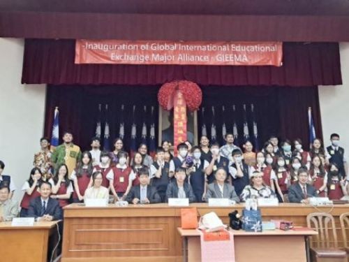 大仁國中、馬紹爾簽署國際教育交流MOU 培養學子國際視野與競爭力