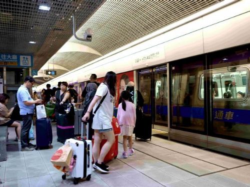 桃園市TPASS政策成效顯著，大眾運輸使用量領跑全國，積極打造永續友善交通環境
