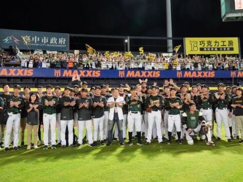 台鋼雄鷹上半季最終戰戲劇勝出，江承諺先發穩健，先發5局被敲5支安打