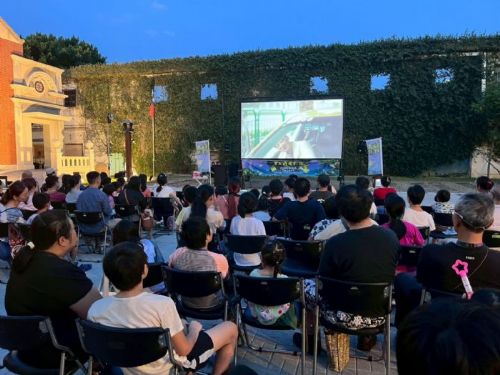 「螢火蟲電影院」攜手毛小孩，歡樂共享電影時光——新竹生活美學館8月2日特別場次登場