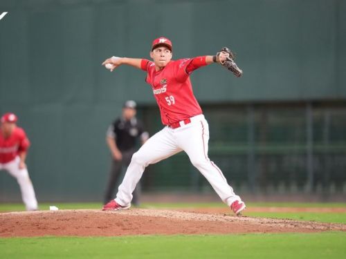 味全龍豪取勝利，打擊火力全面爆發，完美壓制台鋼雄鷹！