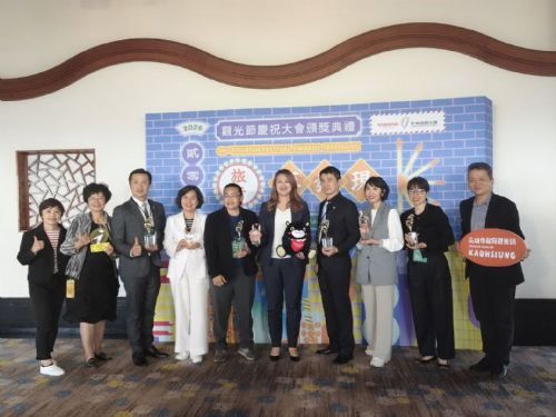 義大遊樂世界再獲國家肯定！蟬聯9年督導考核特優，摘台灣觀光金獎基層人員獎