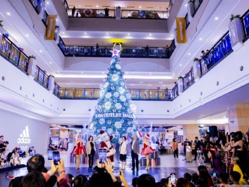 11/15啦啦隊女神寶兒將現身！點亮全台室內最高聖誕樹迎幸福，全台壓軸義大15週年慶將開跑，首四日祭出最高回饋15%