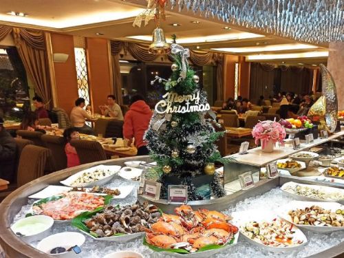 歡慶歲末義大世界跨年煙火秀，義大天悅住宿用餐優惠多