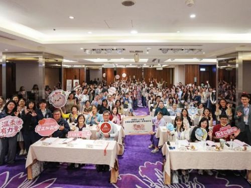 數位時代的家庭陪伴新課題：教育部研習聚焦網路使用與情緒教育