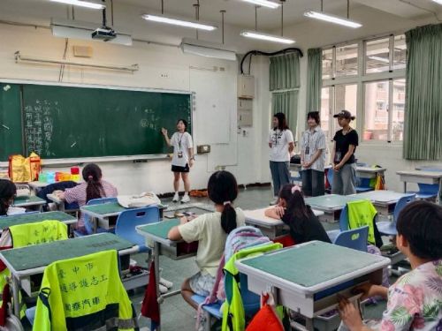 法治教育走入校園與社區，教育部攜手18所大學推動法律服務學習