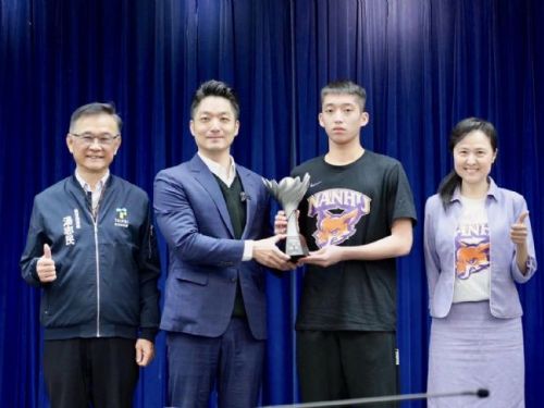 南湖高中歡慶24週年校慶！橙堡綻放光彩，愛與夢交織出青春樂章