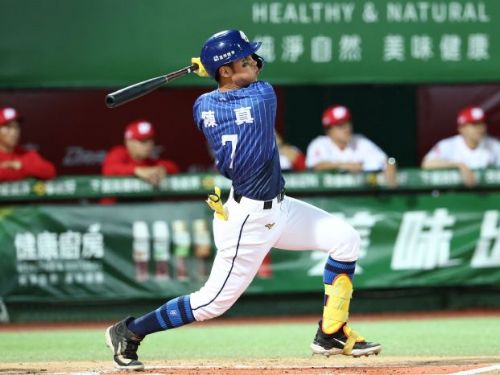 富邦悍將火力全開，天母補賽喜迎五連勝