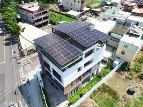 高雄太陽光電補助開跑！最高補助20萬元，屋頂變身綠能小電廠