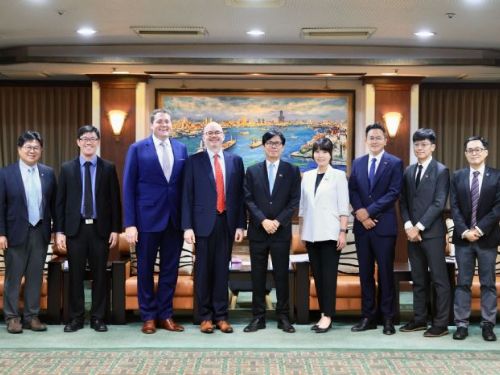 高雄市長陳其邁歡迎美國在台協會處長 谷立言，共話深化台美多元合作與國際友誼