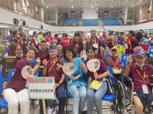 樂齡生活新提案！日照中心打造活力銀髮新天地，長輩健康快樂、家屬安心雙贏