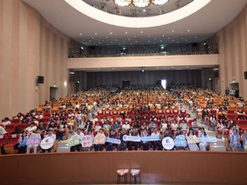 北市辦理115年國中教育會考趨勢講座，名師分享備考秘訣，學生與家長同心迎戰