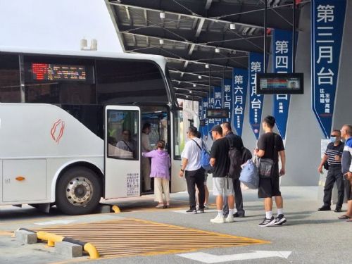 雙十連假搭客運最輕鬆，優惠票價與加班車貼心服務一次到位