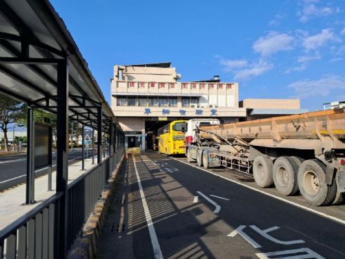 行憲紀念日、元旦假期不受理驗車服務，請預先安排愛車檢驗!