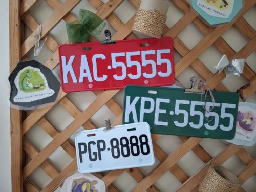 高雄區監理所標售汽車及機車新式號牌，起標價2,000元起開標