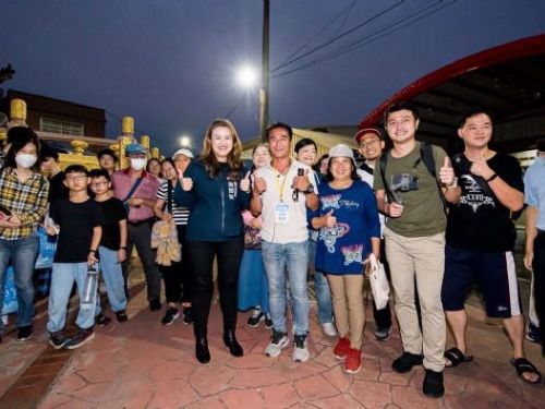 2024高雄海線潮旅行 萬名遊客造訪音樂市集 體驗浪漫漁村文化深度行