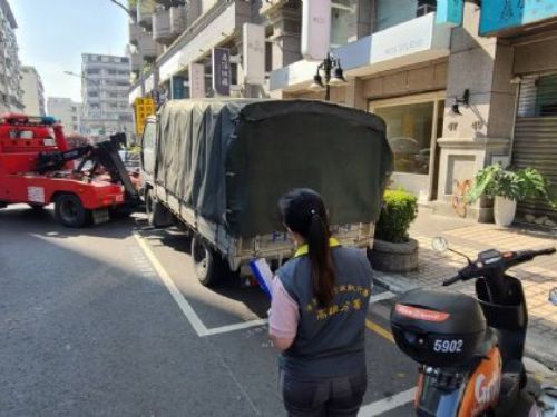 系統精準定位通報 成功查扣註銷、違規欠繳大戶車輛