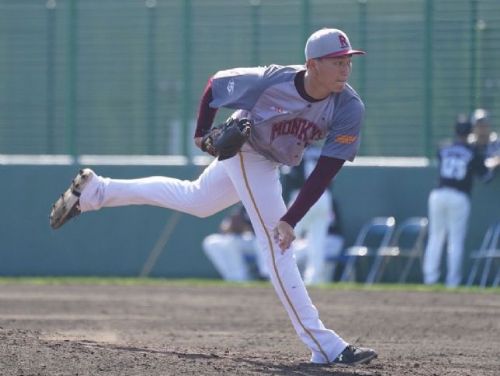 2024年樂天桃猿投手群換血中：張梓軒冀突破之季