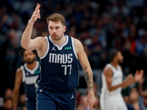 單手飆進神奇打板三分 Doncic：不知道怎麼進的