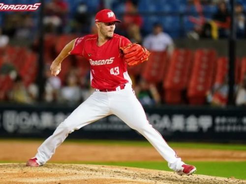 布里悍在大雨暫停1小時37分後續投 葉總說原因