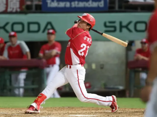 李凱威開轟帶領狂龍猛攻！味全龍登頂