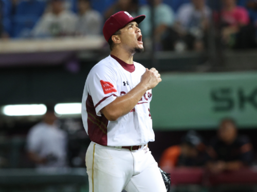 威能帝拿下完投勝 助樂天以1：6成功屠獅