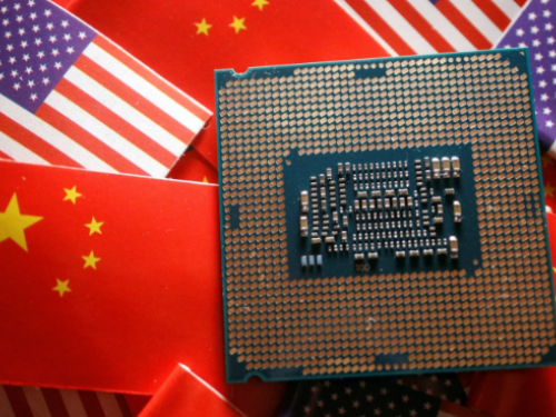 路透社：美國將確定收緊對華出口晶片設備管制新規