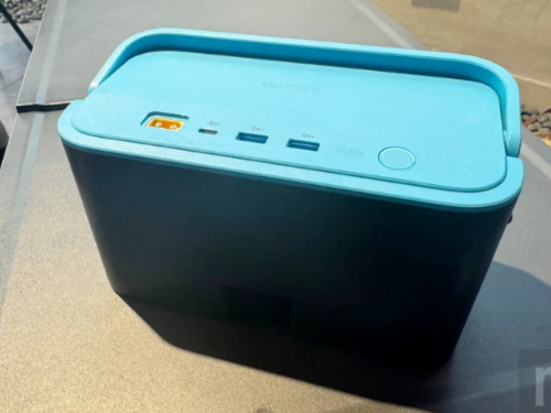 Anker在台引進先前透過集資推出的行動冰箱與行動充電站