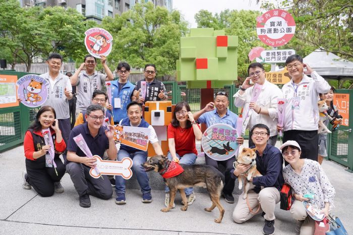 臺北第4座狗運動公園啟用！寶湖狗公園打造毛孩奔跑新樂園
