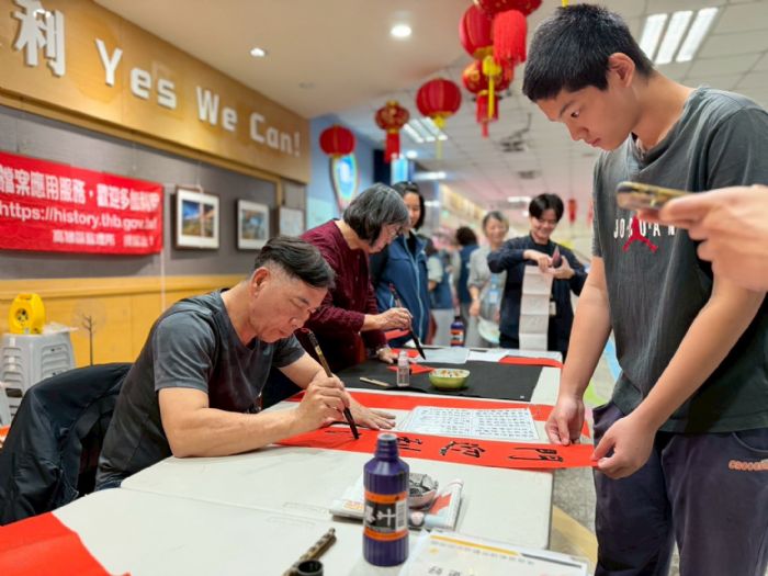 高雄區監理所「金馬獻瑞◆福滿新春」業務推廣活動大獲好評