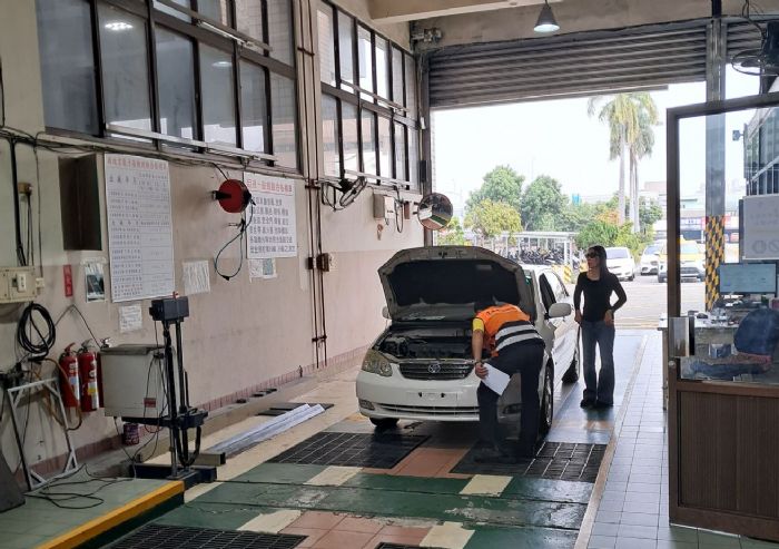 預排車輛定檢與保養，春節及228連假返鄉出遊咖安心