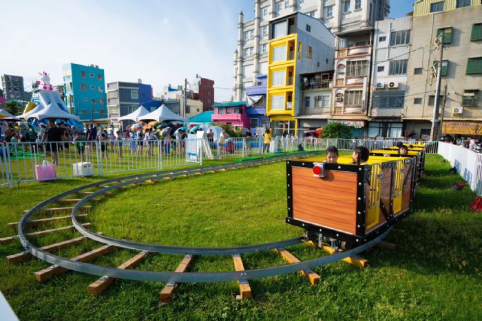 暑假壓軸「大樹水樂園」8/30、31沁涼登場，六大戲水氣墊免費暢玩