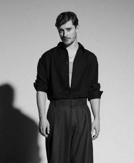 《超越》奧林斯基與金蘋果古樂團音樂會，宛如希臘雕像的俊美假聲男高音，演唱、霹靂舞雙棲 3/21（六）衛武營極致登場